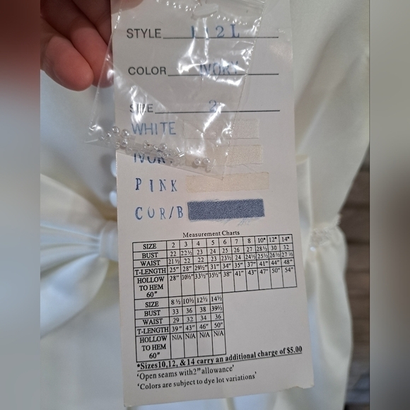 New Sweetie Pie Girls Size 2 Ivory Satin Flower Girl Dress Buttons Beaded Belt - Picture 3 of 12